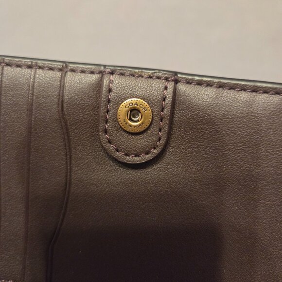 Coach Studio Medium Wallet Clutch in Brass/Black Glovetanned Leather C6727 - Picture 7 of 8